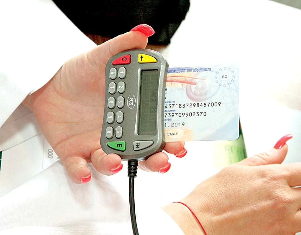 card detaliu jpeg