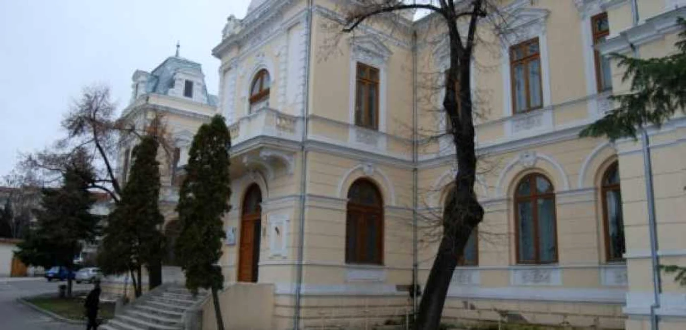 Clădirea a fost construită în 1887