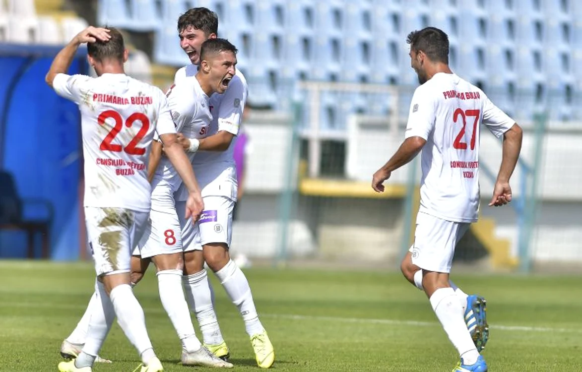 
    FC Buzău are o șansă mare de calificare în sferturile Cupei RomânieiFOTO: Sportpictures.eu  