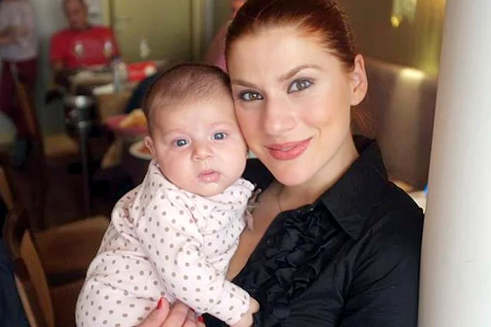 Tili Niculae e pasionată de actorie.  A absolvit şi un liceu,  şi o facultate de profil (Fotografii: arhiva personală)