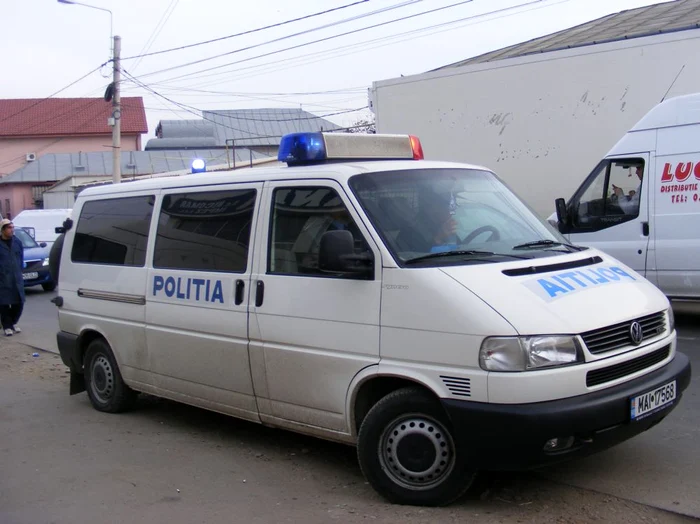 Poliţişti în acţiune 