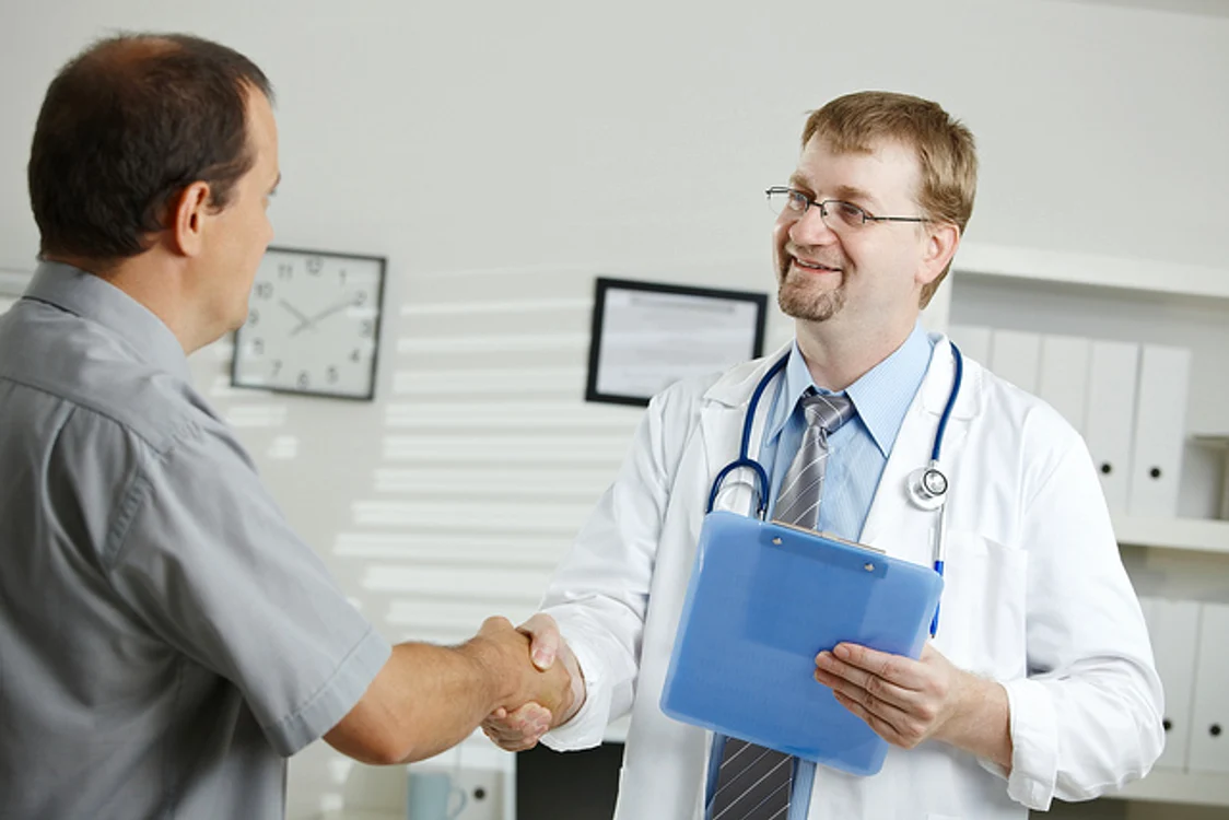 Ce greșeală uriașă fac românii când se pensionează. Avertismentul medicilor