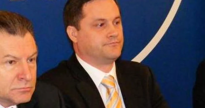 Cristi Şovăilă a fost instalat în funcţia de subprefect în februarie 2009