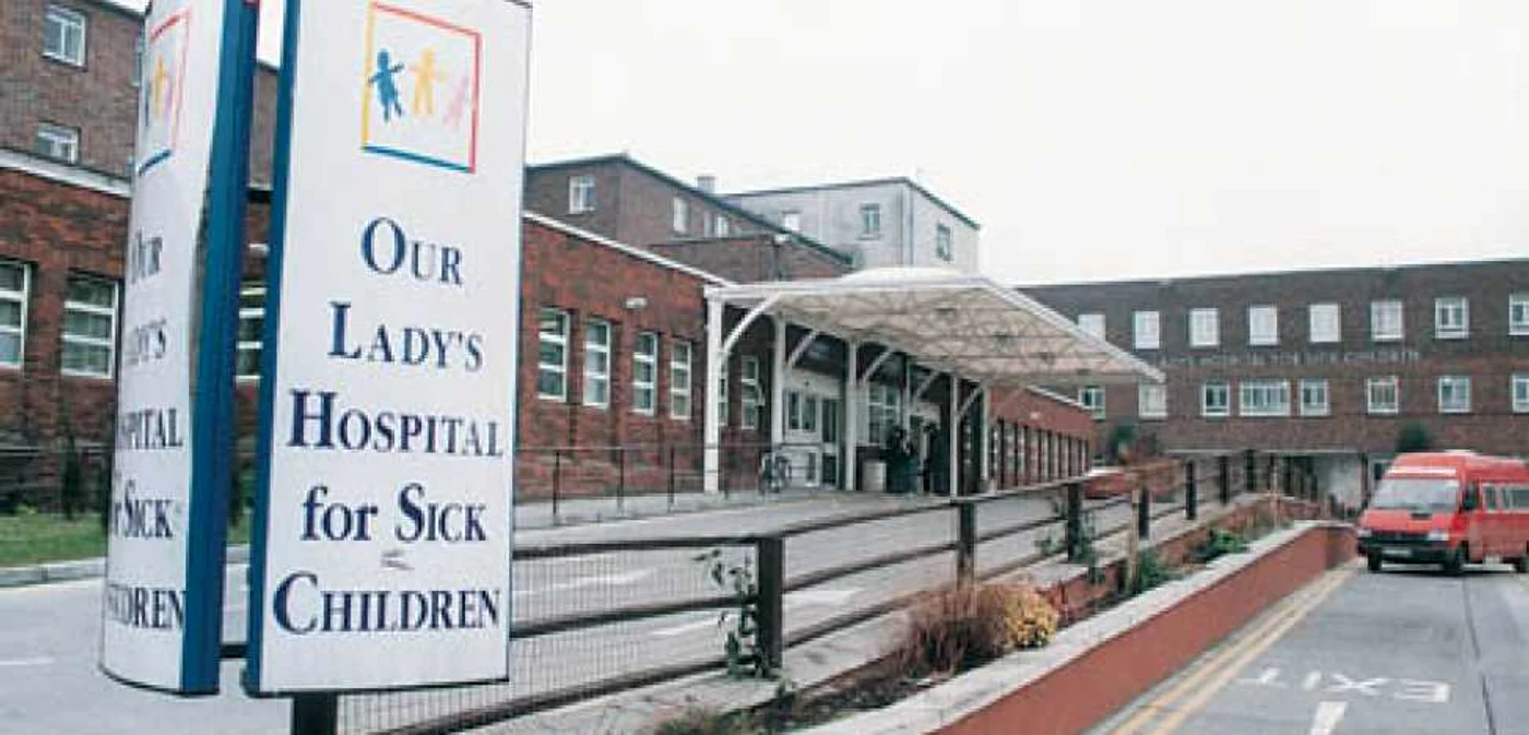 Medicul ieşean a fost dat afară după doar câteva zile de la  „Our
Lady’s Children’s Hospital Crumlin din Irlanda