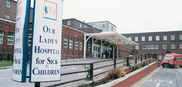 Medicul ieşean a fost dat afară după doar câteva zile de la „Our
Lady’s Children’s Hospital Crumlin din Irlanda