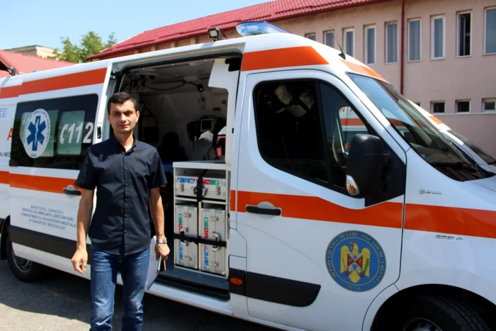 Directorul Claudiu Constantinescu este nevoit să facă gărzi în weekend                           Foto: Alin Ion