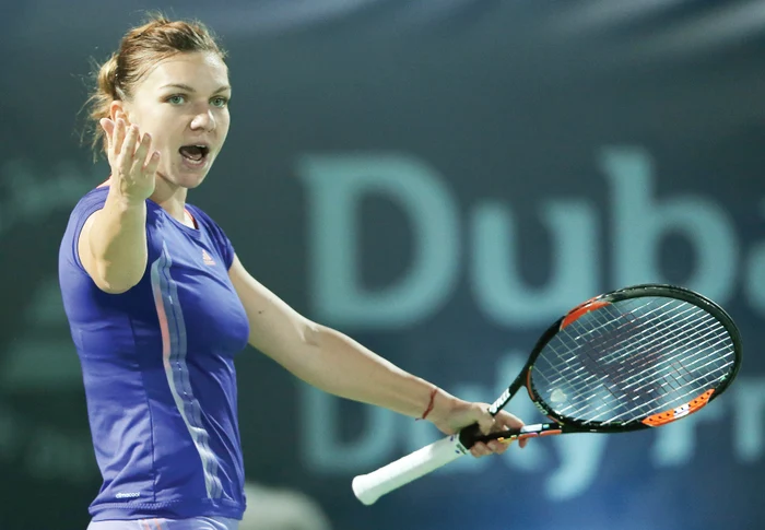 Simona Halep şi-a pierdut de mai multe ori cumpătul în ultimele trei luniFoto: AP