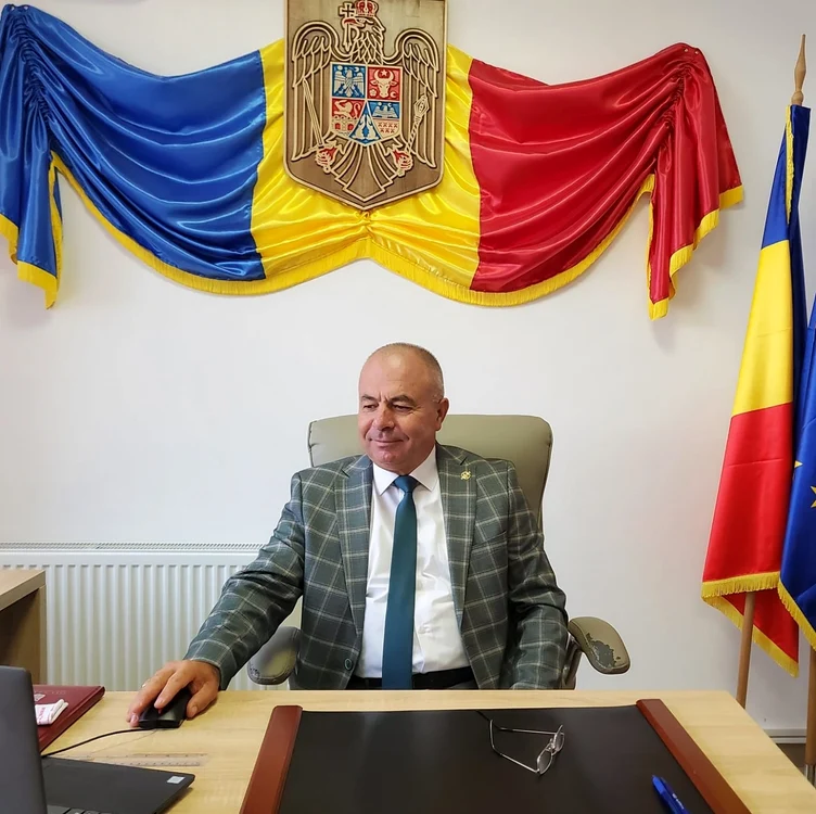 Iordache Cazacu, primarul comunei Fitioneşti  FOTO: Facebook/Iordache Cazacu