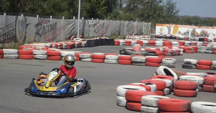 ”Happy Hour” la Go Kart Racing