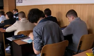 elevi testare evaluare teste pisa clasa scoala jpeg