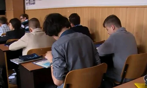 elevi testare evaluare teste pisa clasa scoala jpeg