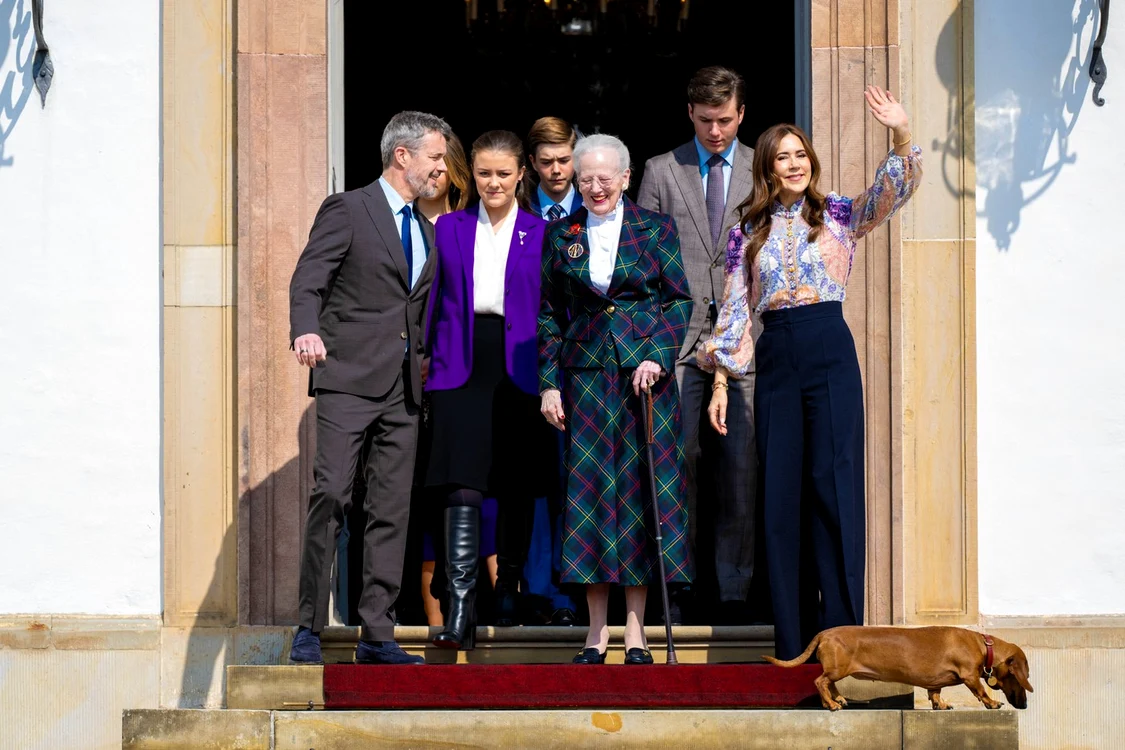 Regina Margrethe, Regele Frederik, Regina Mary, Prințesa Isabella, Prințul Christian Foto Profimedia (2) jpg