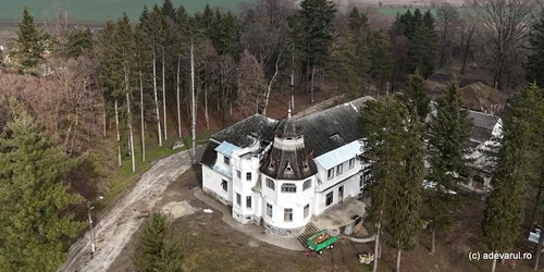 Castelul Pogany si imprejurimile sale  Foto Daniel Guță ADEVĂRUL (5) JPG