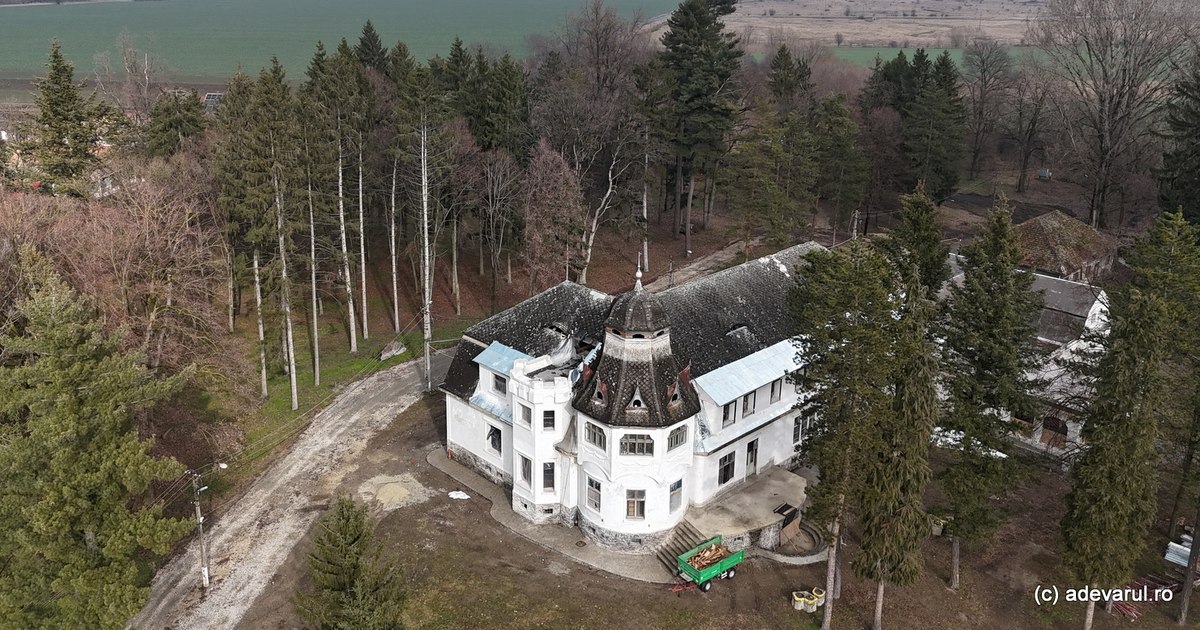 Descoperiți misterele Castelului Pogany din Țara Hațegului, restaurat din moștenirea grofilor.