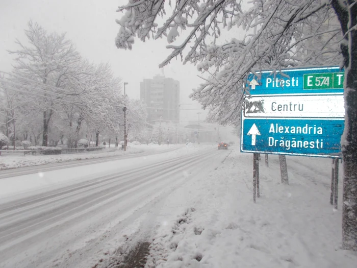 Prima ninsoare prognozată de meteorologi vine în zilele următoare FOTO: Adevărul