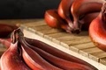 banane rosii istock jpg