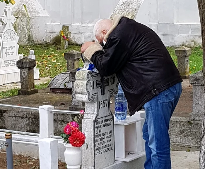 
    Mama lui Cornel Tăbăcaru s-a stins anul trecut, în luna iuliefoto: Click!  