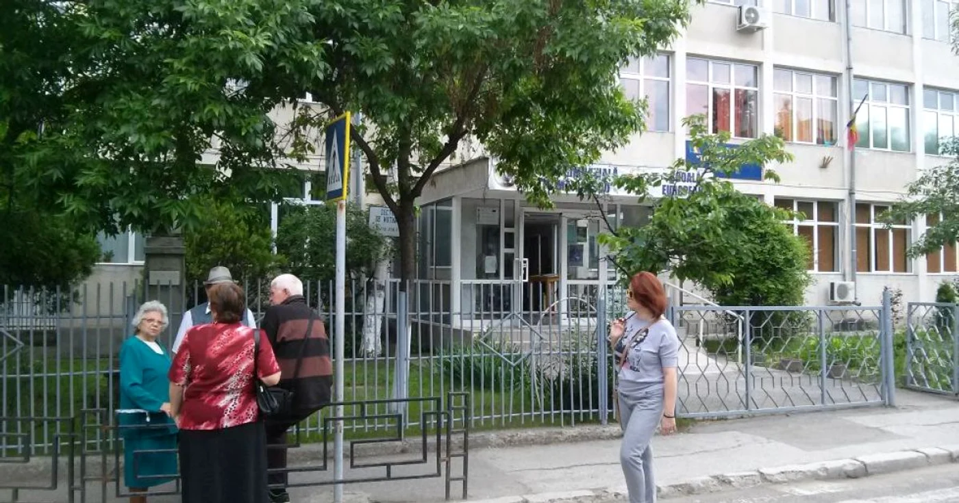 Şcoala "Titu Maiorescu" din Iaşi FOTO Adevărul