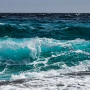 ocean valuri pixabay jpg