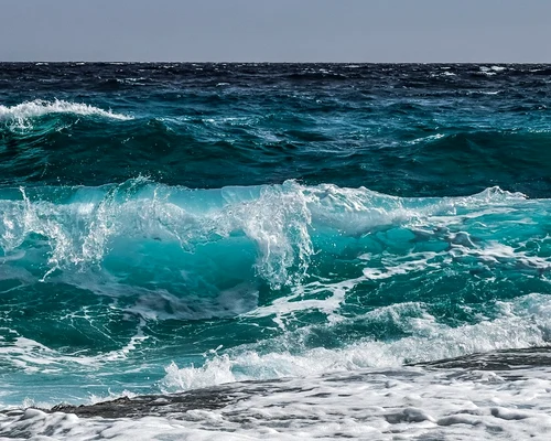 ocean valuri pixabay jpg
