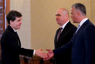 Nicușor Dan, Ilie Bolojan și Adrian Veștea FOTO Mediafax 