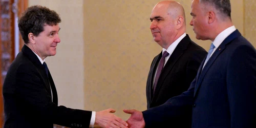 Nicușor Dan, Ilie Bolojan și Adrian Veștea FOTO Mediafax 