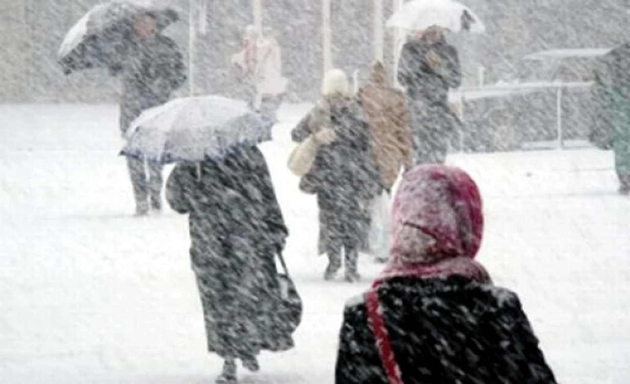 
    Meteorologii au anunțat ninsori și vânt puternic pentru acest weekendFoto: Arhiva Click!  