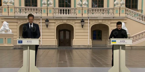 Mark Rutte și Volodimir Zelenski X jpg