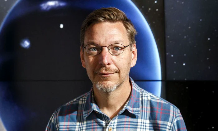 Omul care a „omorât” planeta Pluto  Descoperirea care a schimbat ceea ce știam despre sistemul nostru solar jpeg