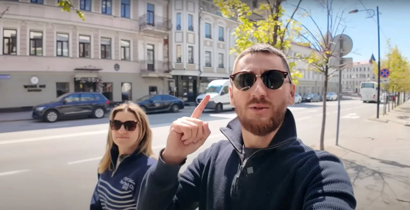 Vloggerii Cristi și Ralu fac înconjurul lumii în 30 de zile/sursă foto: arhivă