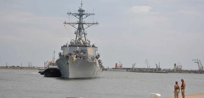 Distrugătorul american USS Porter FOTO: STATUL MAJOR AL
FORŢELOR NAVALE ROMÂNE