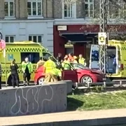 o masina a intrat intr o multime in copenhaga png