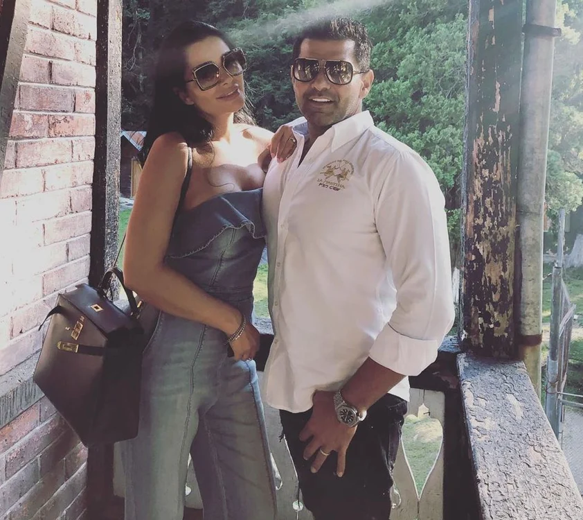 
    Brigitte şi Florin Pastramă au vrut să revadă locurile unde s-au îndrăgostitFoto: arhivă personală  