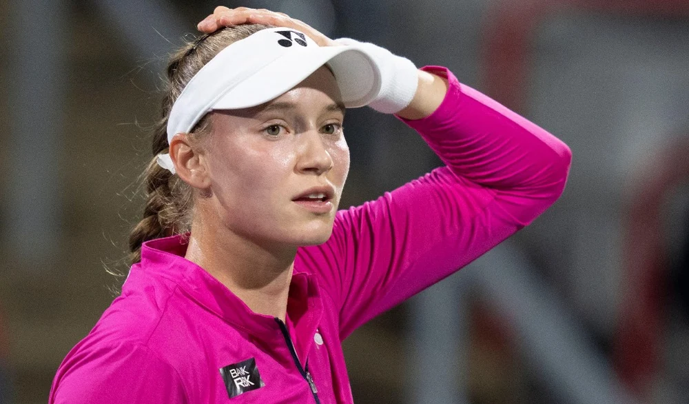 Finalista Indian Wells, judecată aspru după ce ar fi țipat la un copil de mingi. Temperamentul acid al Elenei Rybakina, readus în prim plan