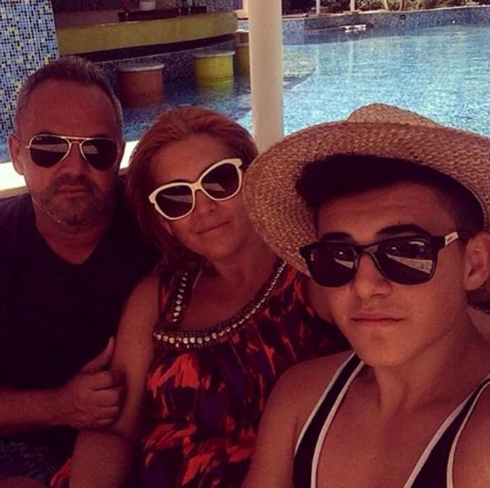 Claudiei îi place să petreacă mult timp în compania familiei