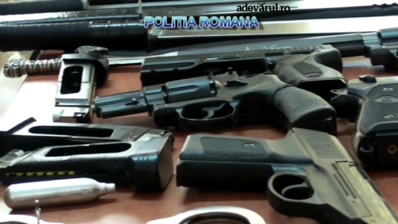 În 162 de cazuri, infracţiunile de braconaj au fost comise cu arme letale   FOTO: Adevărul