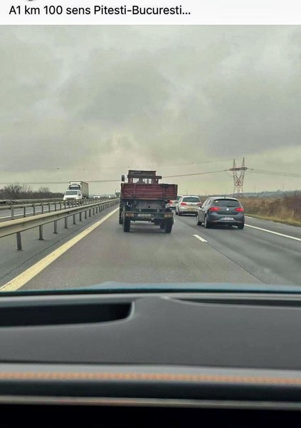 Cum a ajuns un șofer pe autostradă cu un utilaj agricol. Bărbatul avea o alcoolemie de peste 1 la mie în aerul expirat 