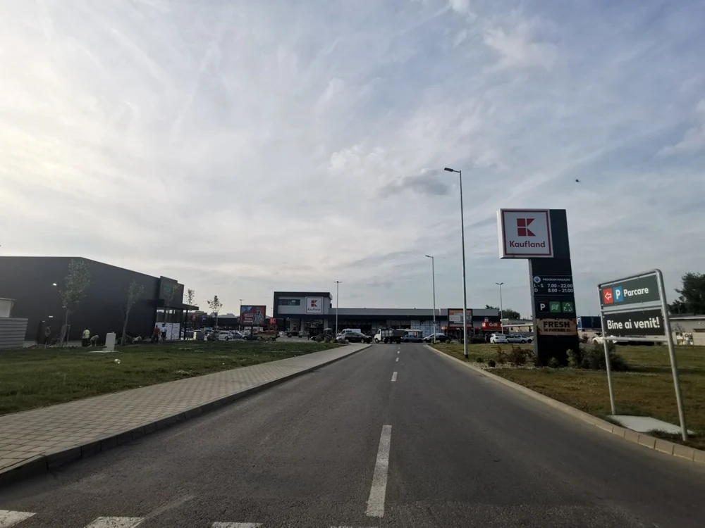 Inaugurarea FunShop Park Timişoara FOTO Ş.Both