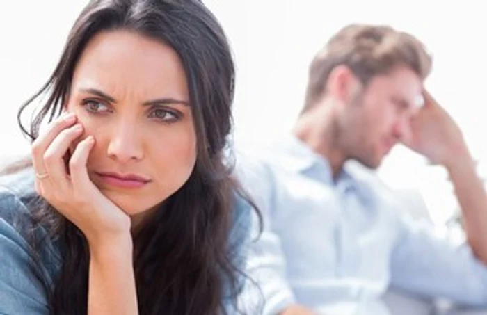 
    Când constaţi că eşti mult mai fericită fără el, înseamnă că lucrurile nu mai funcţionează aşa cum trebuie în relaţiefoto: 123RF  