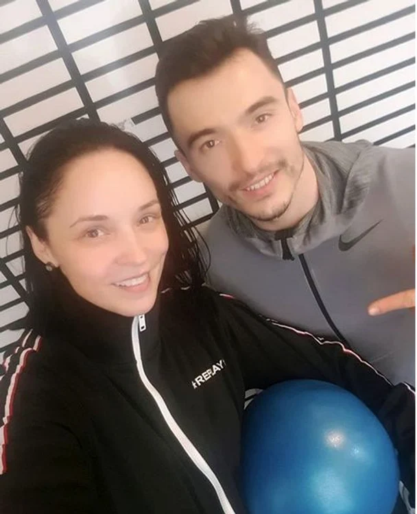 Andreea Marin, alături de antrenorul de fitness Flavius Ursachi