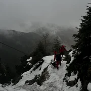 o femeie a cazut de la 250m inaltime in parcul national piatra craiului facebook salvamont zarnesti (1) png