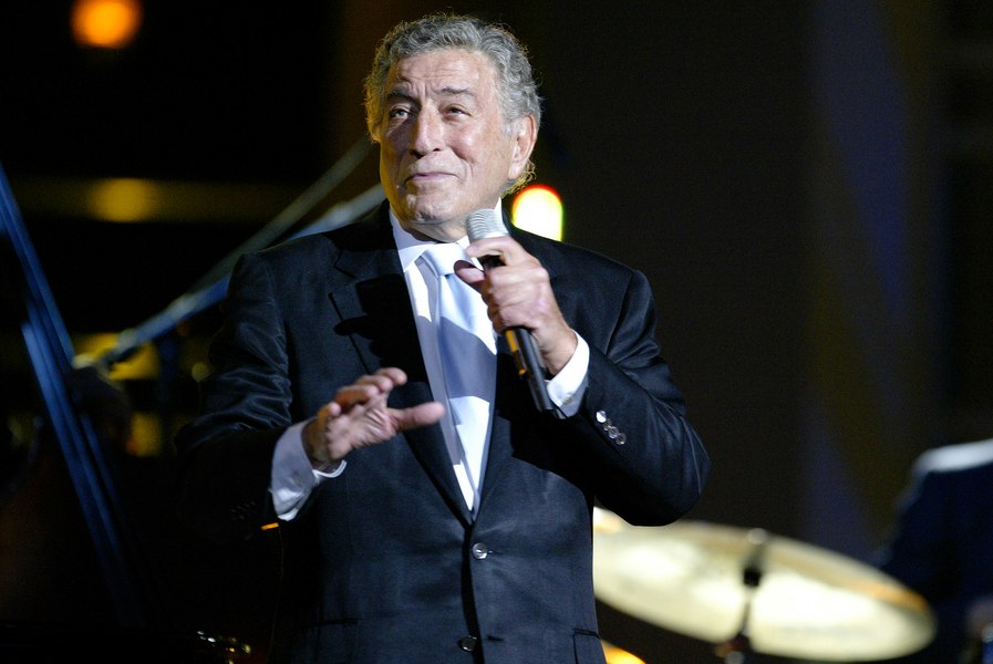 Cântărețul american Tony Bennet a murit la vârsta de 96 de ani | VIDEO