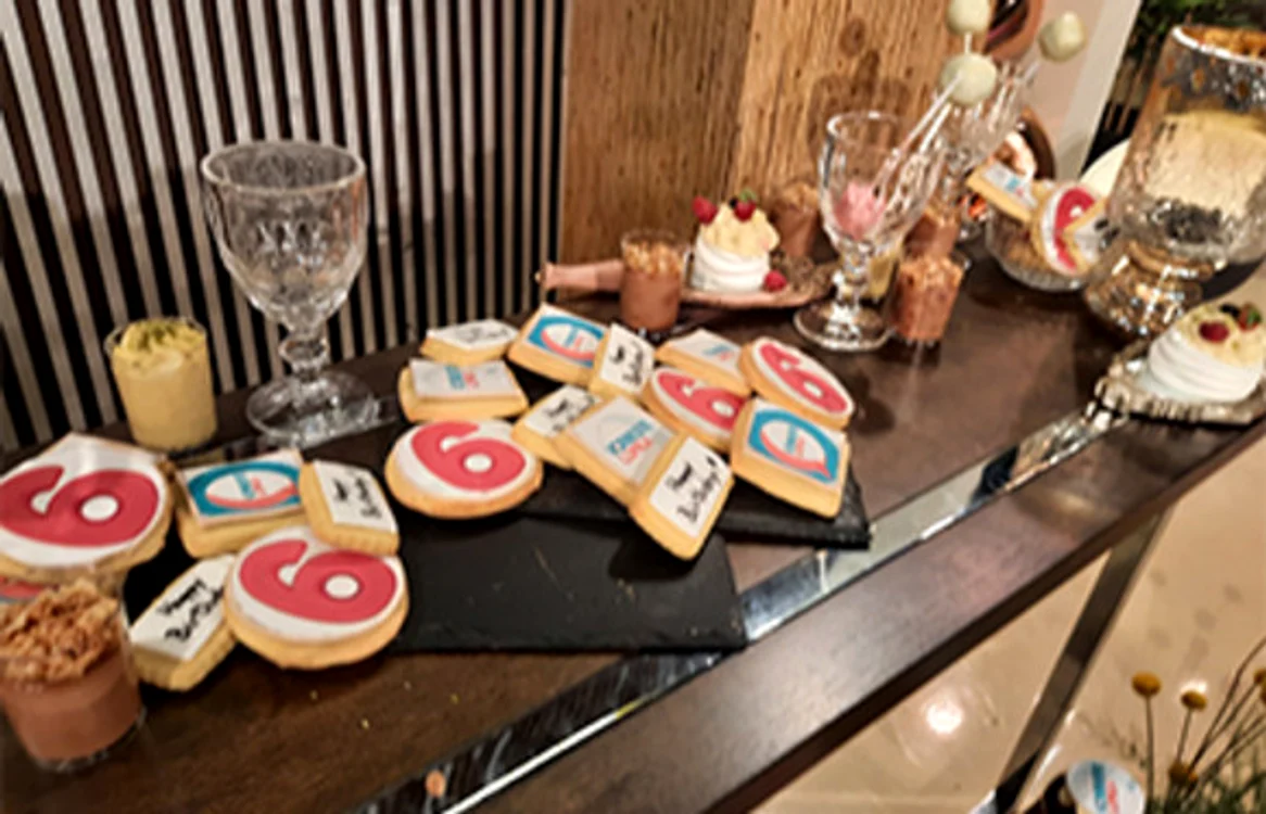 Invitații s-au delectat cu un candy bar special