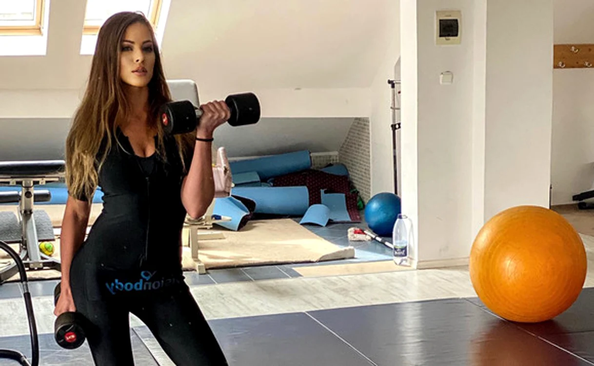 
    Roxana Nemeș are un trup de fotomodel la 31 de ani Foto: Arhiva personală  