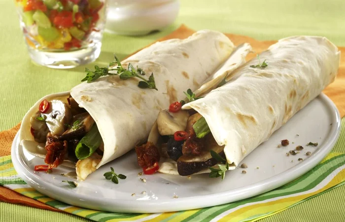 tortilla picanta cu ciuperci jpeg