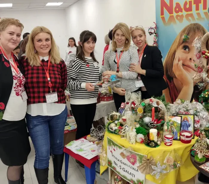 Cadrele didactice și părinții i-au ajutat pe micuți la crearea handmade-urilor FOTO Dana Hâncu