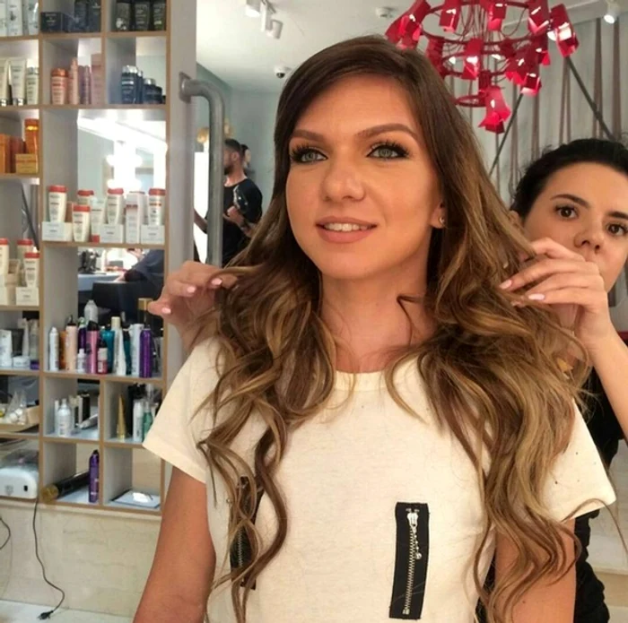 Simona a paricipat la o nuntă alături de familia ei