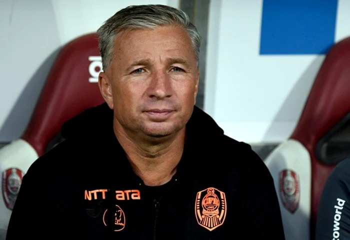 
    Dan Petrescu  
