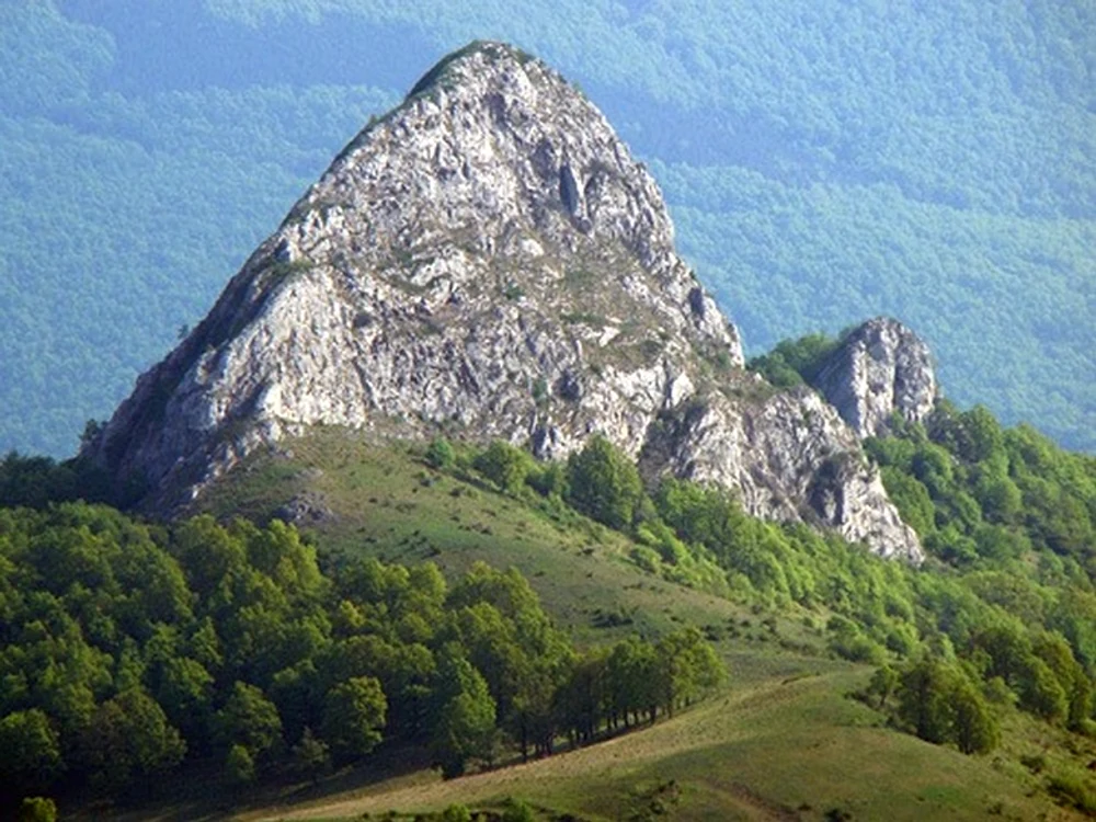 Piatra Craivii jpg jpeg