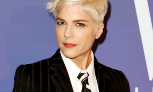 selma blair 2 png